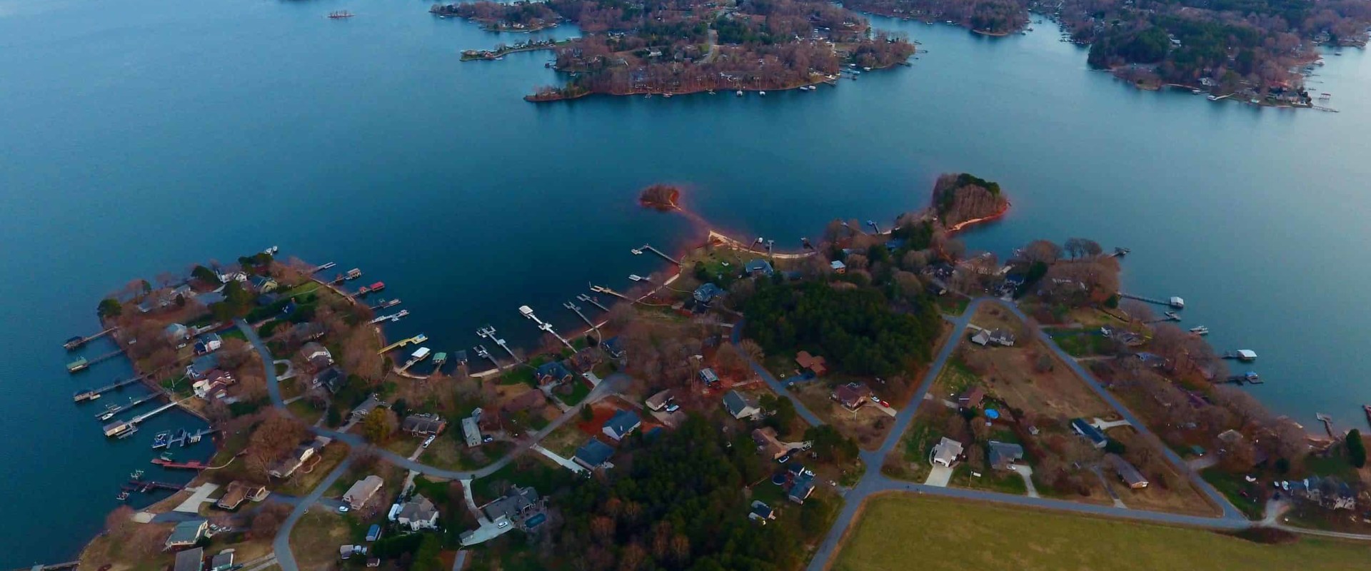 What is the surface area of lake norman north carolina?