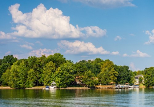 Are there any public boat waste disposal facilities on lake norman north carolina?