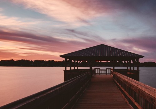 Are there any public fishing piers on lake norman north carolina?